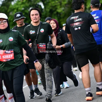 Runner Photo 4151133