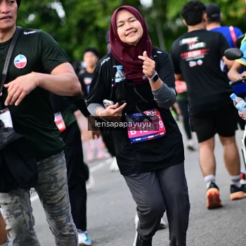 Runner Photo 4151140