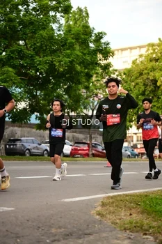 Runner Photo 4151148