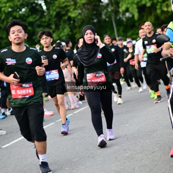 Runner Photo 4151166