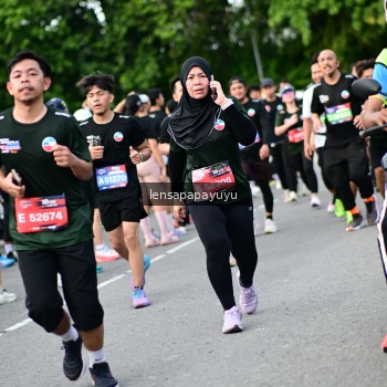 Runner Photo 4151173