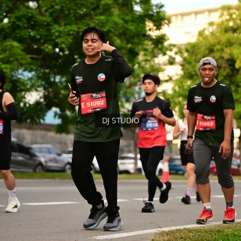 Runner Photo 4151181