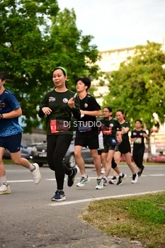 Runner Photo 4151311