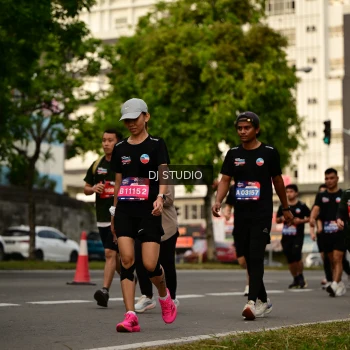 Runner Photo 4151337