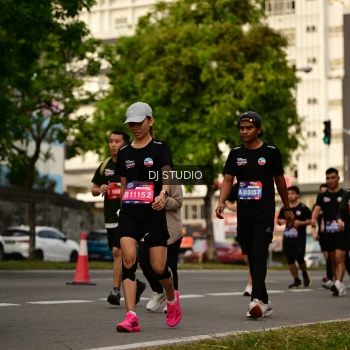 Runner Photo 4151347