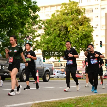 Runner Photo 4151381