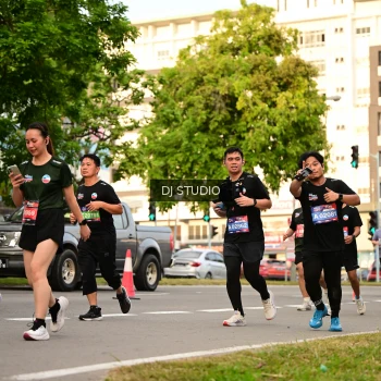 Runner Photo 4151383