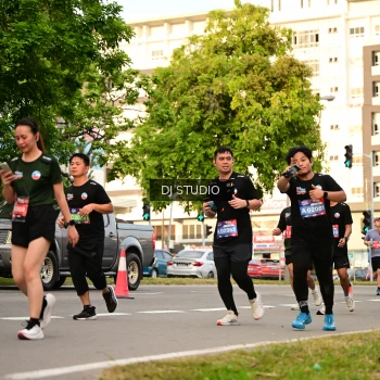 Runner Photo 4151387