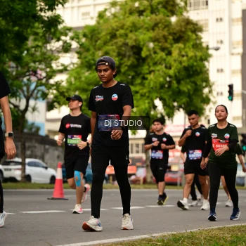 Runner Photo 4151390