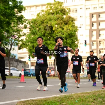 Runner Photo 4151405