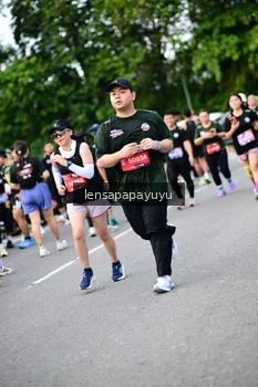 Runner Photo 4151408