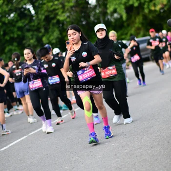 Runner Photo 4151418