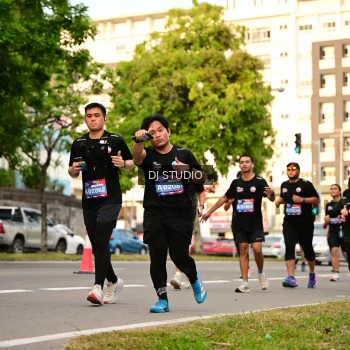 Runner Photo 4151430