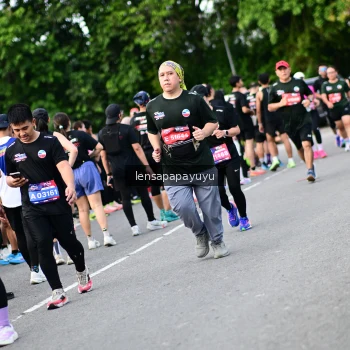 Runner Photo 4151447