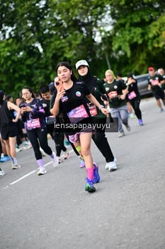 Runner Photo 4151450