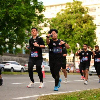 Runner Photo 4151452