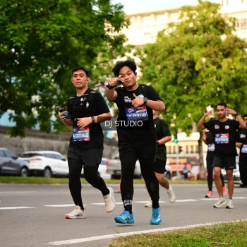 Runner Photo 4151474