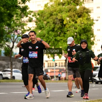 Runner Photo 4151521