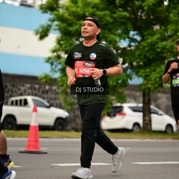 Runner Photo 4151522