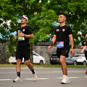 Runner Photo 4151540