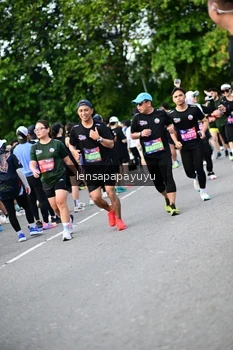 Runner Photo 4151550