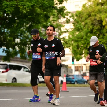 Runner Photo 4151551