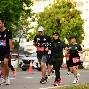 Runner Photo 4151565