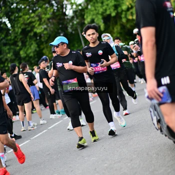 Runner Photo 4151587