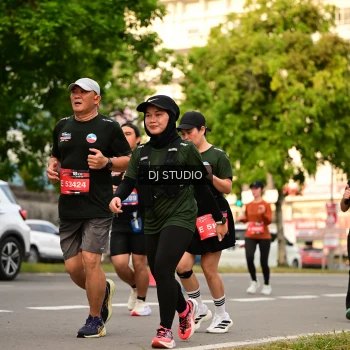 Runner Photo 4151592