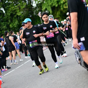 Runner Photo 4151601