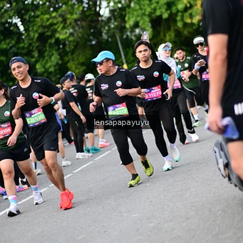 Runner Photo 4151606