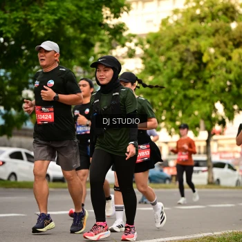 Runner Photo 4151617
