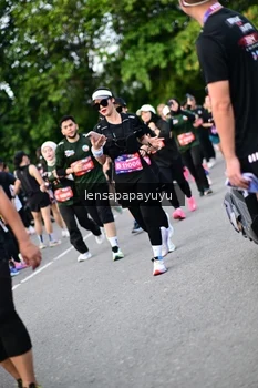 Runner Photo 4151633
