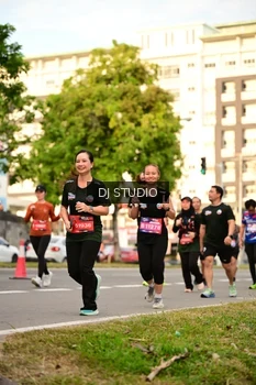 Runner Photo 4151641