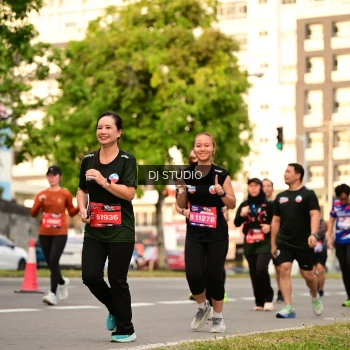 Runner Photo 4151642