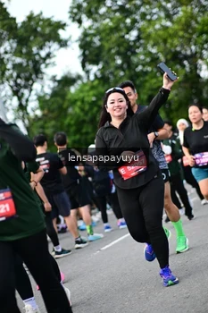 Runner Photo 4151651