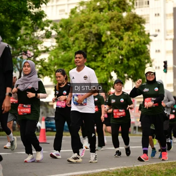 Runner Photo 4151655