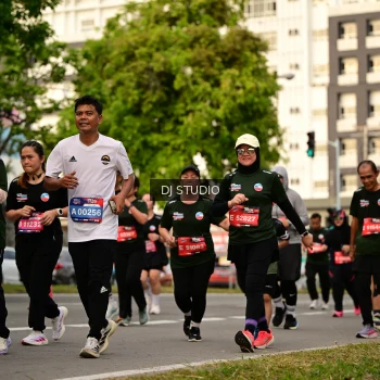 Runner Photo 4151659