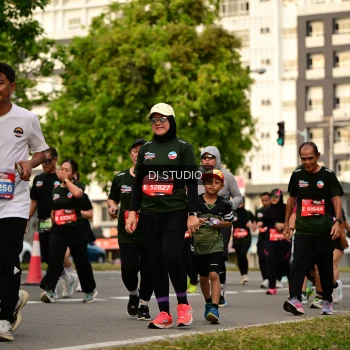 Runner Photo 4151666
