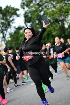 Runner Photo 4151671