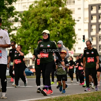 Runner Photo 4151680