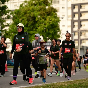 Runner Photo 4151693