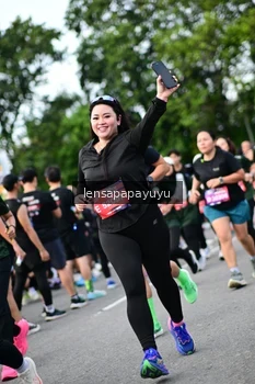 Runner Photo 4151706