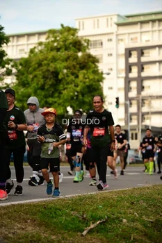 Runner Photo 4151716