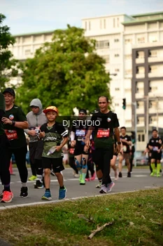 Runner Photo 4151717