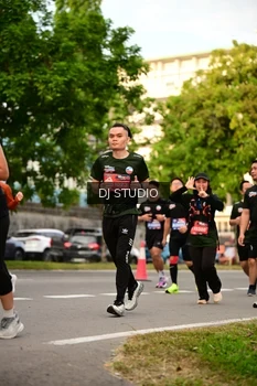 Runner Photo 4151741