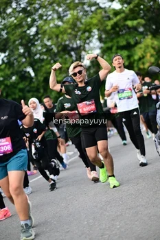 Runner Photo 4151745