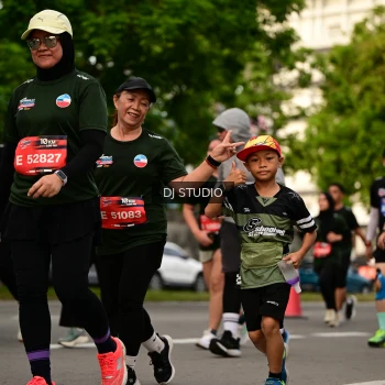 Runner Photo 4151761