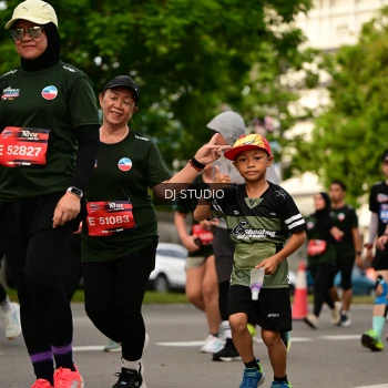 Runner Photo 4151776