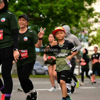 Runner Photo 4151807